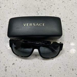 Versace Men  Sunglasses Black Frame, Dark Grey Polar Lenses,
58MM
